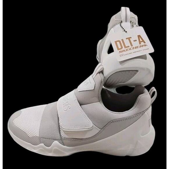 Skechers DLT-A-Static Flare ~Woman Size 8~ White Slip On Sneakers Shoes NWOB. - Picture 4 of 10